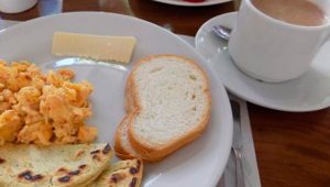 El estudio realizado por el Centro Nacional de Investigaciones Cardiovasculares Carlos III de España subrayó la importancia de desayunar bien.   Tripadvisor.es