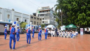 En el parque 29 de Mayo se le dio la bienvenida a la caravana turística que arribó a Ocaña, para actualizar la lista de destinos de la provincia. Cortesía