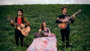 Monsieur Periné, banda colombiana Colprensa