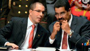 El gobierno de Nicolás Maduro sobre las aguas frente a la región del Esequibo, rica en minerales y en bosques y una zona marítima del Atlántico con importantes recursos petroleros. Archivo