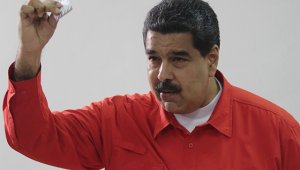 La mayoría opositora del Parlamento advirtió que no reconocerá la reestructuración de la deuda si no se somete antes al debate y la aprobación del Legislativo, un poder que no es obedecido por el Gobierno de Maduro. Archivo AFP