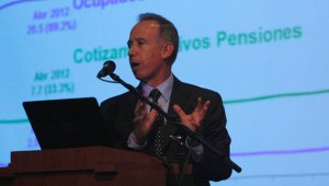 Sergio Calvijo, presidente de la Asociación Nacional de Instituciones Financieras (Anif), dice que no es conveniente el cierre de Colpensiones, porque hay que mantener el régimen de prima media. Archivo