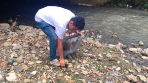 La campaña se cumplió con los habitantes del barrio La Gloria, uno de los más impactados por el represamiento de basuras. Cortesía