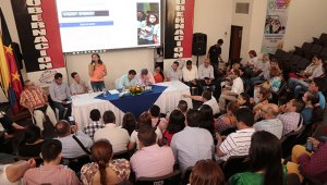 El pasado 28 de diciembre los educadores recibieron de parte del Gobierno Departamental, el decreto de nombramiento.  Cortesía