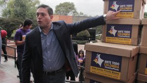 Juan Carlos Pinzón se inscribió por firmas, luego de haber renunciado al Partido de la U. Colprensa