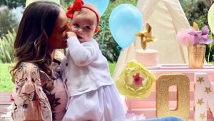 Laura Acuña y su hija Helena. Instagram Laura Acuña