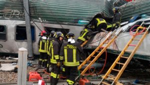 Este accidente es el más grave desde la catástrofe ferroviaria que dejó 23 muertos en julio de 2016 en la región de Apulia. AFP