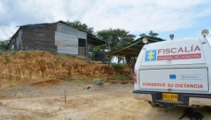 Miembros del CTI inspeccionaron la vivienda donde ocurrió el hecho, en La Fortaleza. Edinsson Figueroa