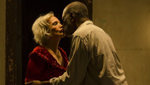 Candelaria es el largometraje situado en Cuba de los años 90 y muestra cómo el mundo da cambios a gritos y Cuba se hunde entre bloqueos, hambre, tabaco y ron. Colprensa