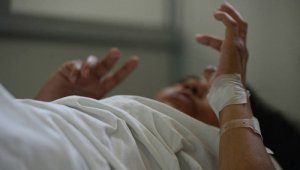 Un paciente con el Síndrome Guillain Barré es tratado. Los departamentos en donde más se están presentando este tipo de patologías raras son Valle del Cauca, Bogotá, Antioquia, Córdoba y Norte de Santander. Archivo