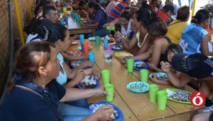La diócesis católica de Cúcuta empezó con una olla comunitaria hace un año; hoy sirve diariamente unos 1.500 almuerzos. Cortesía