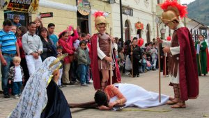 Con una obra creada por niños se revivió el fervor en Pamplona. Roberto Ospino