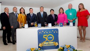 Carlos Rodríguez Santander, Jairo Fajardo Castañeda, María Consuelo Silva Uribe, Omar Pedraza Fernández, José Leonardo Rojas Díaz, William Carrascal, Almanury Pérez Contreras, Pedro García Tibaduiza y Ángela María Arguello. Alfredo Estévez