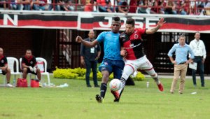 Hoy El equipo motilón en casa busca ampliar su buena racha en el Torneo de Ascenso para festejar a final de año el regreso a la A. Archivo La Opinión