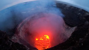 El volcán Kilauea está ubicado en el sureste de la isla de Hawái AFP