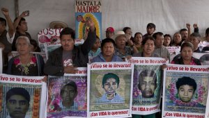 Los estudiantes de la escuela normal de Ayotzinapa fueron detenidos arbitrariamente por policías de la ciudad de Iguala, quienes los habrían entregado a sicarios del crimen organizado, según la investigación oficial. Archivo