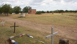 El municipio asegura que el proyecto del megacolegio se construirá dentro de un lote inmenso de cuatro manzanas, donde una parte es ocupada por el cementerio municipal. Alfredo Estévez