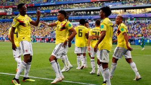 Selección Colombia celebra su triunfo. AFP