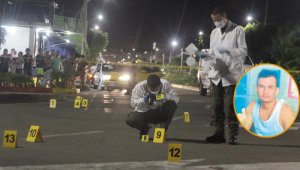 Las autoridades informaron que Jors Harry Pineda Tellez recibió 15 disparos, al parecer hechos con una pistola glow con selector de potencia. La Opinión