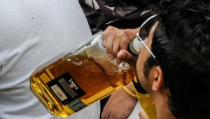 El consumo excesivo de alcohol entre los jóvenes obtienen un aumento de enfermedades cardiovasculares.  Colprensa