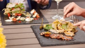 La proteína animal, especialmente la carne roja y procesada, se relaciona con un aumento del riesgo de cáncer. Internet