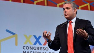 El presidente Iván Duque señaló en el congreso de la Asociación Nacional de Comercio Exterior (Analdex) que en su plan de gobierno no se plantea poner a tributar renta a los ciudadanos que no lo hacen en este momento. Twitter