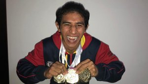José Luis Osorio se convirtió en el primer deportista del Panamericano en ganar los tres oros que peleaba. Cortesía