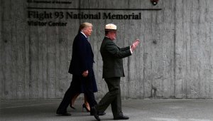El presidente de EE. UU. Donald Trump, rindió honores a las víctimas del 11 de septiembre de 2001. AFP