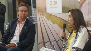 La funcionaria rindió un homenaje a las víctimas este viernes durante la presentación de la alianza de las compañías Celsia y Odinsa para instalar 10.000 paneles de energía solar en el aeropuerto El Dorado. Tomada de Twitter