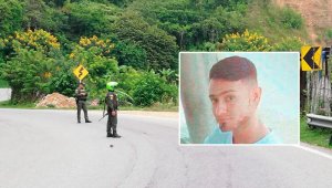 Las personas que transitaban por el lugar rumbo a Aguachica se dieron cuenta de la existencia del cadáver. Cortesía