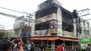 El cuerpo de bomberos señaló que no tiene un reporte sobre las causas del incendio, hasta que expertos dictaminen qué ocasionó la emergencia. La Opinión