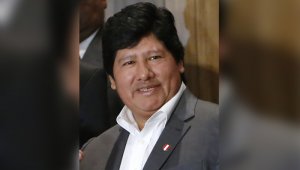 Oviedo fue detenido en su hogar en Lima. AFP