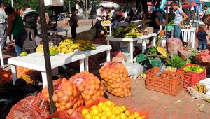 Estarán en el parque principal.  Archivo La Opinión