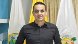 Jaime Andrés Cañas Morales tenía un arma en la mano cuando los agentes llegaron al lugar. El Colombiano