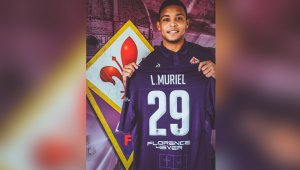 Muriel llega en préstamo por el equipo andaluz, con una opción de compra. Fiorentina