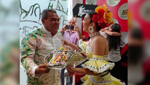 La Guacherna 2019, el tradicional desfile nocturno, celebrará el natalicio número 100 de una de sus creadoras Esthercita Forero. Colprensa