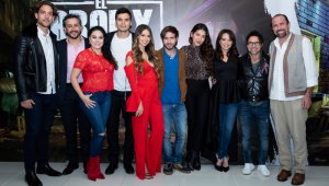 Hans Martínez, Sandra Guzmán, Rosmeri Marval, José Julián Gaviria, Lina Castrillón, Natasha Klauss, Ramiro Meneses y Santiago Soto, entre otros. Cortesía Caracol