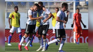 Por un gol, la selección de Argentina superó a Colombia en el hexagonal final del Suramericano Sub-20. 
 AFP
