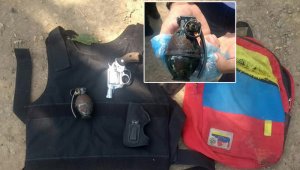 Los agresores dejaron también abandonado un bolso. Cortesía