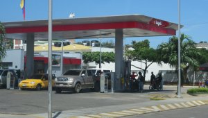 De materializarse esta idea se estaría estimulando el negocio ilegal de combustible, según Carlos Luna, presidente ejecutivo de la Cámara de Comercio de Cúcuta. Archivo