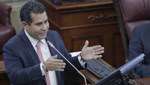 El presidente de la Cámara le pidió al Consejo de Estado precisar qué sucederá con la curul de Santrich, ante el fallo que mantuvo su investidura. Archivo