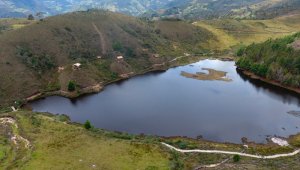 La laguna del Cacique Cácota es el principal atractivo turístico del municipio. La misma hace parte del páramo Santurbán. Cortesía