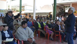 El 26 de febrero el ministro de Ambiente, Ricardo Lozano Picón, se reunió con las comunidades del municipio de Cácota, en Norte de Santander.  Eduardo Rozo Jaimes