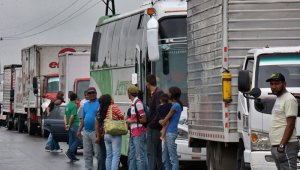 Desde el pasado 10 de marzo comunidades bloquean la carretera Panamericana, que comunica a Colombia con Ecuador, para exigir al presidente Iván Duque que cumpla con los acuerdos firmados con gobiernos anteriores. Colprensa