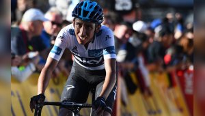 Egan Bernal fue el mejor colombiano en la jornada y es quinto en la clasificación general a 2 minutos y 57 segundos del líder.
Archivo