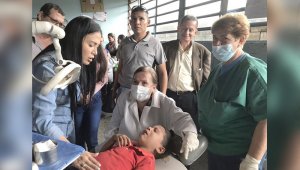 El sistema de salud tiene escasez de medicamentos.  Archivo
