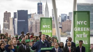 El alcalde de Nueva York, Bill de Blasio, durante la presentación de la estrategia de la ciudad para responder al cambio climático. AFP