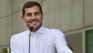 El portero del Oporto agradeció el apoyo y las muestras de cariño que han tenido durante los días que estuvo en el hospital tras un infarto sufrido en un  entrenamiento. AFP