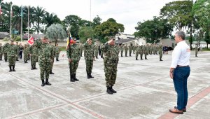 Duque añadió que la grave situación relacionada con los líderes sociales en el país se debe a que detrás están grupos armados ilegales como el Ejército de Liberación Nacional, el Clan del Golfo, los Pelusos, los Puntilleros, los Caparrapos y los Grupos Armados Organizados (GAOS). Colprensa