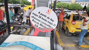 Según el gremio, el aumento en la demanda se debe a que el porcentaje de tanqueo de pimpinas en la calle se pasó a las estaciones de servicio. César Obando